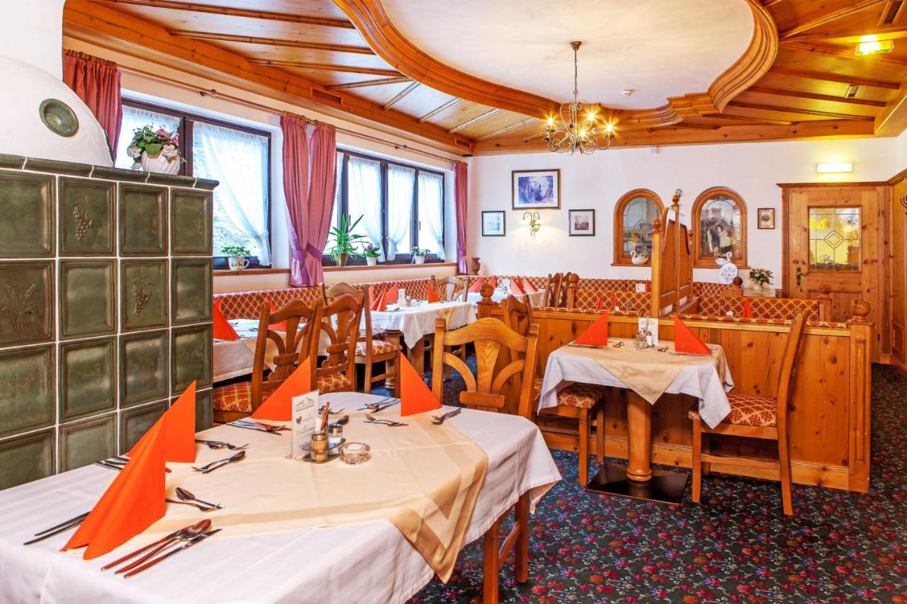 Appartement Predigstuhlblick Mit Indoorpool Und Sauna Bad Goisern Buitenkant foto