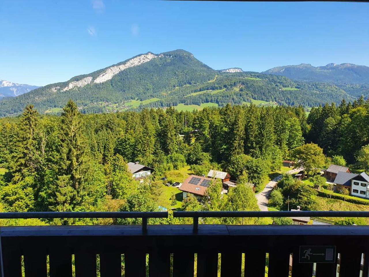 Appartement Predigstuhlblick Mit Indoorpool Und Sauna Bad Goisern Buitenkant foto