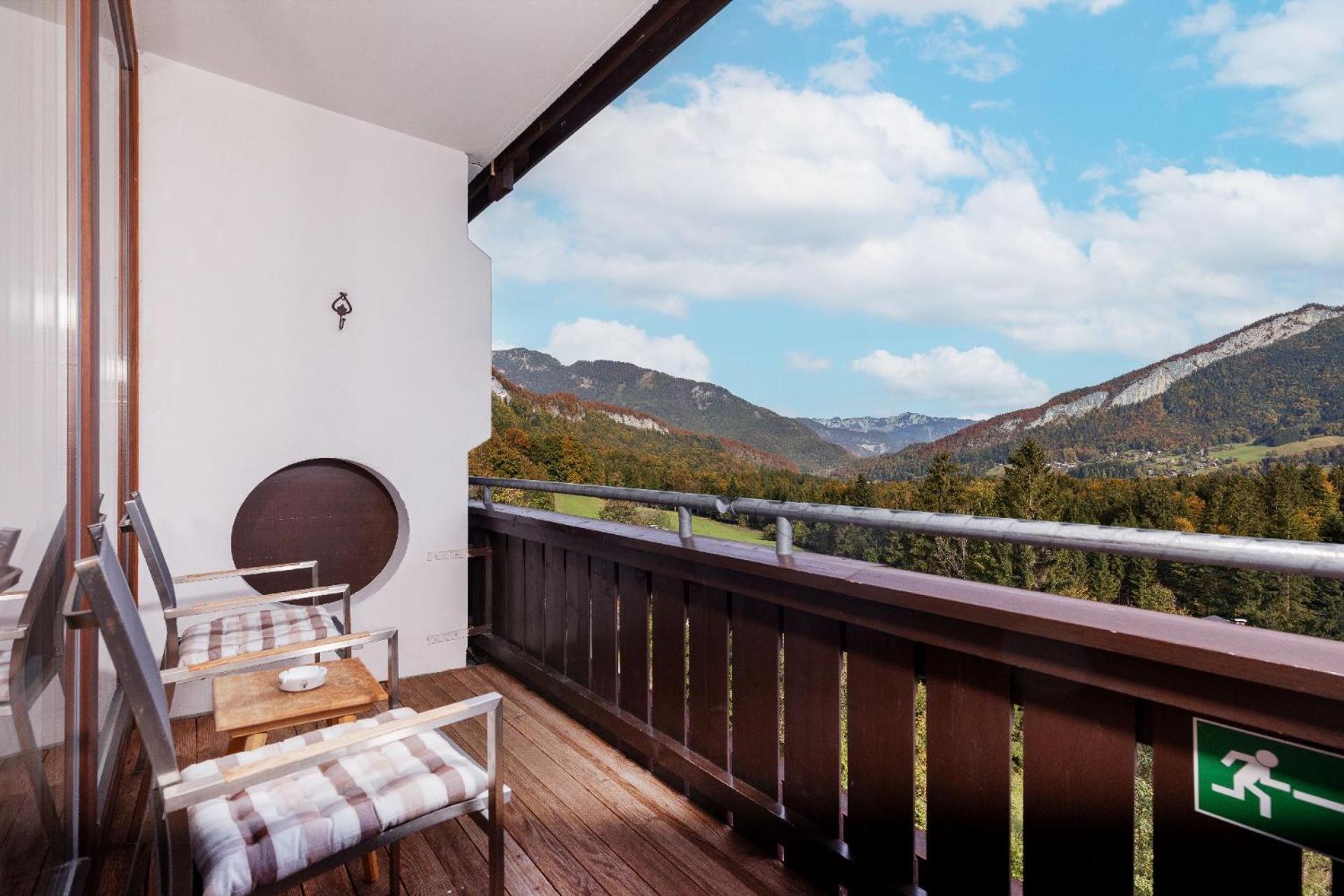 Appartement Predigstuhlblick Mit Indoorpool Und Sauna Bad Goisern Buitenkant foto